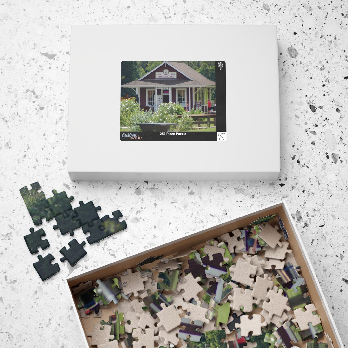 Last spike gift shop Puzzle (110, 252, 520, 1014-piece)